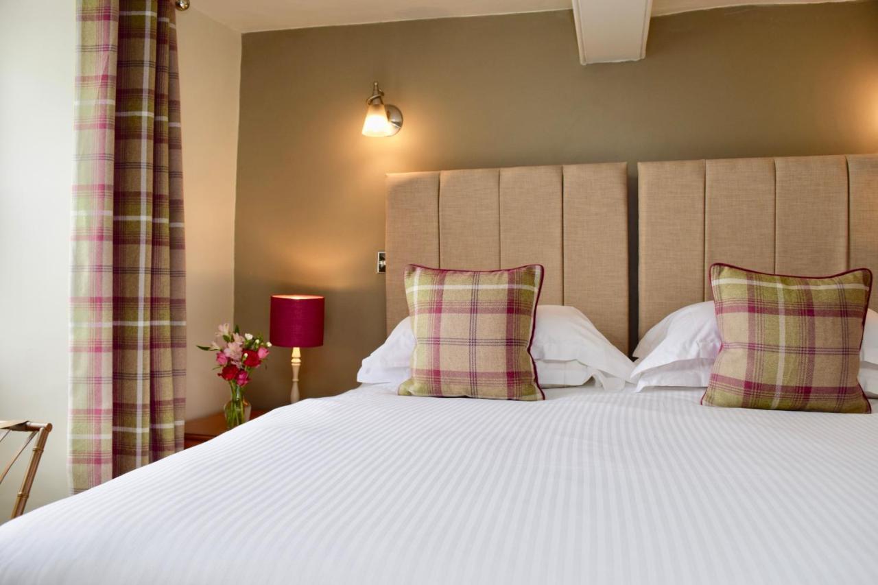 The White Hart Hotel Moretonhampstead Esterno foto
