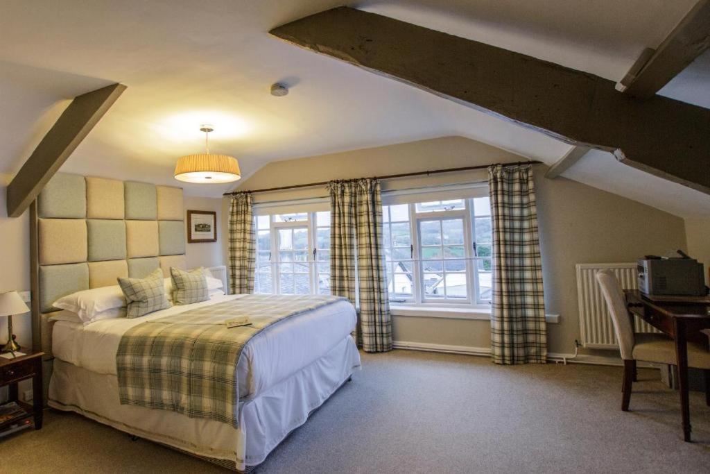 The White Hart Hotel Moretonhampstead Esterno foto